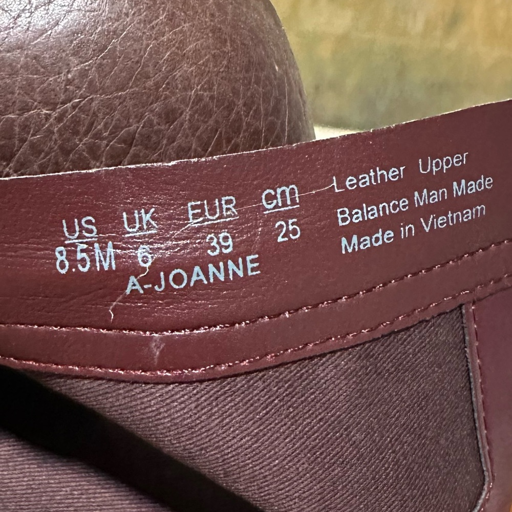 🌸SARTO by FRANCO SARTO 🌸 Brown Leather Round Toe Ankle Bootie Size: 8.5 - Picture 15 of 16